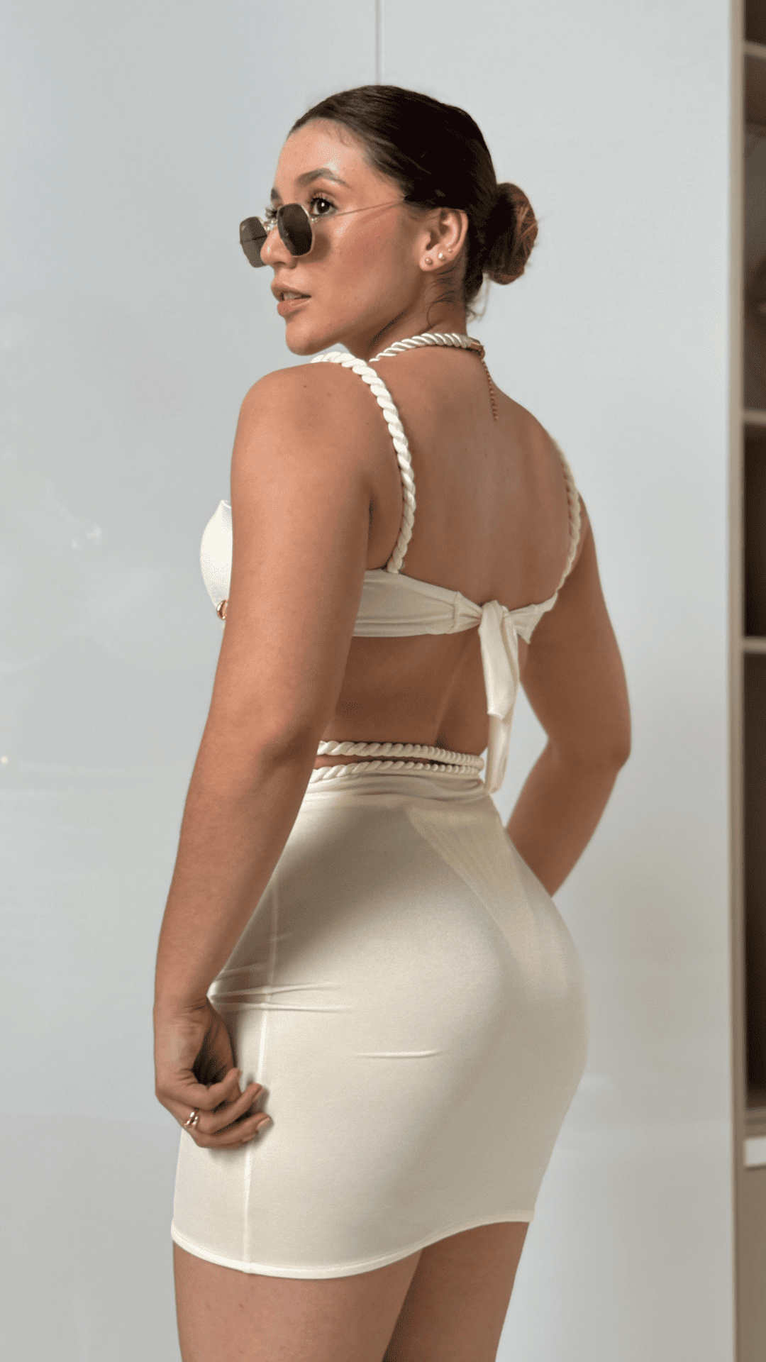 SET DE 3 IVORY CON CONCHITAS Y TRENZADO DECORATIVO